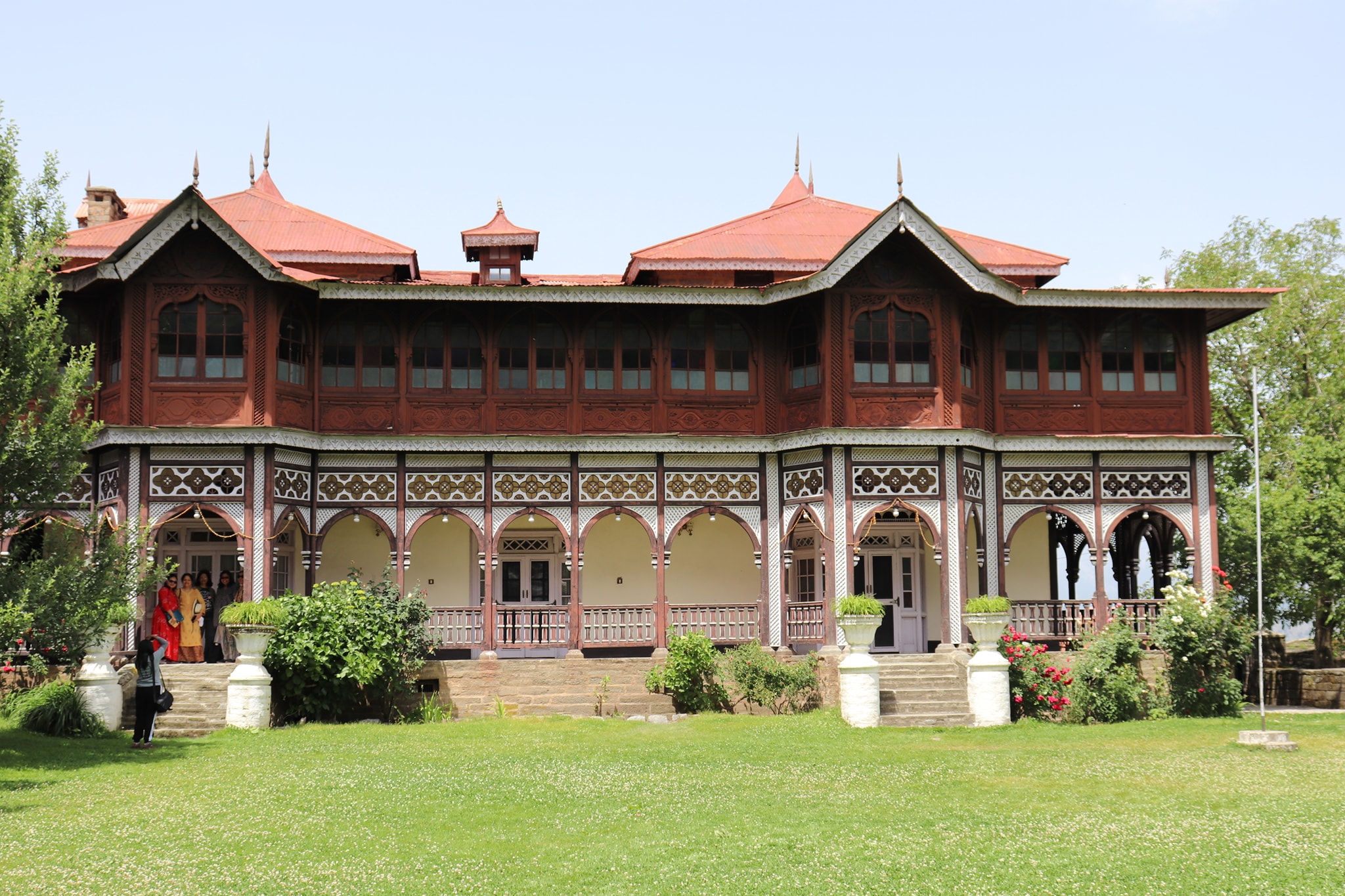 Sarahan Royal Palace