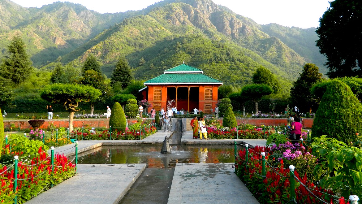 chashma shahi garden